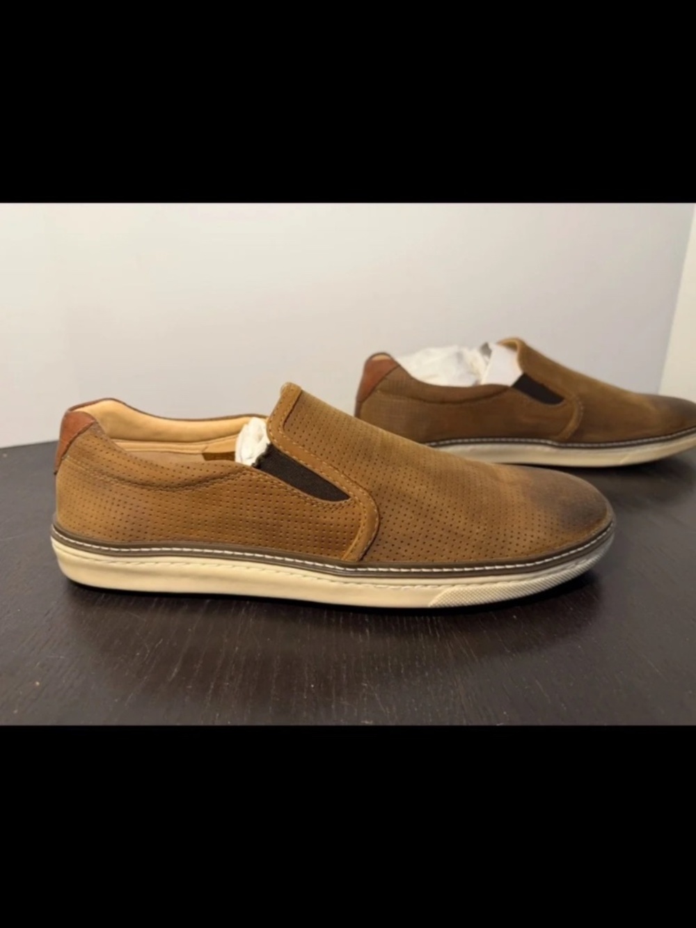 NWOB Johnston & Murphy McGuffey Perforated Leather Slip On Sneaker Brown Men 11M